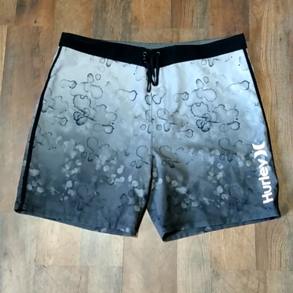 Hurley Board Shorts Men's Size: 36